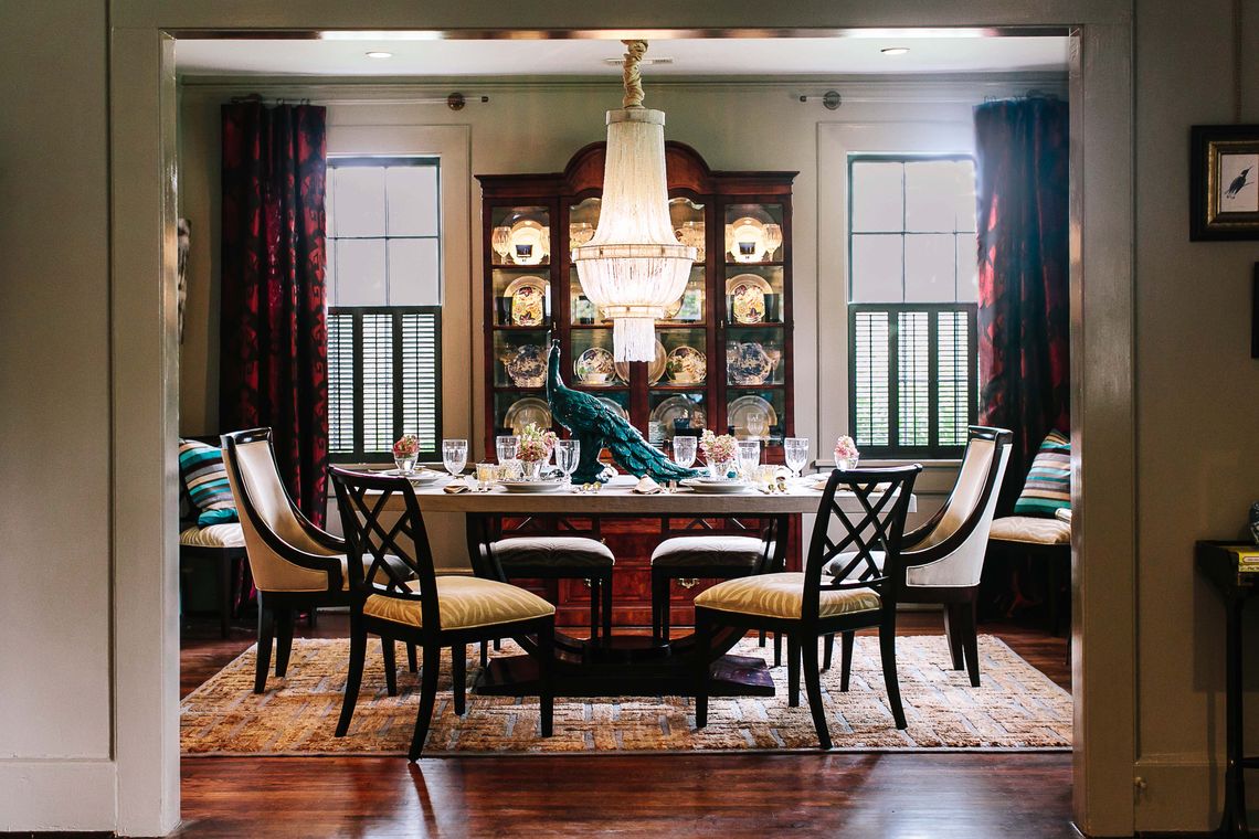Dining Tables: the Best Fit
